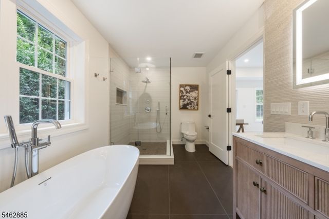 73 Highland Ave, Maplewood Twp., NJ 07040