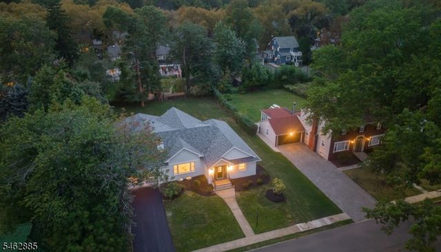 73 Highland Ave, Maplewood Twp., NJ 07040