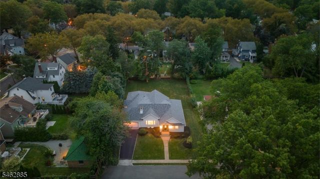 73 Highland Ave, Maplewood Twp., NJ 07040