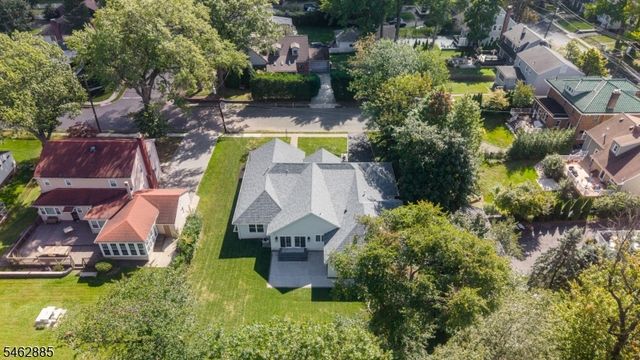 73 Highland Ave, Maplewood Twp., NJ 07040