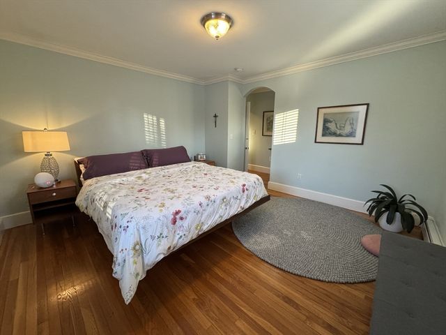 35 Wellesley Street, Weston, MA 02493