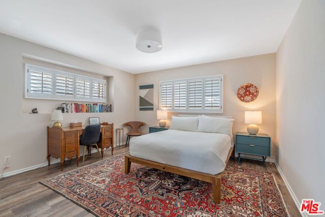 4246 S Cloverdale Avenue, Los Angeles, CA 90008