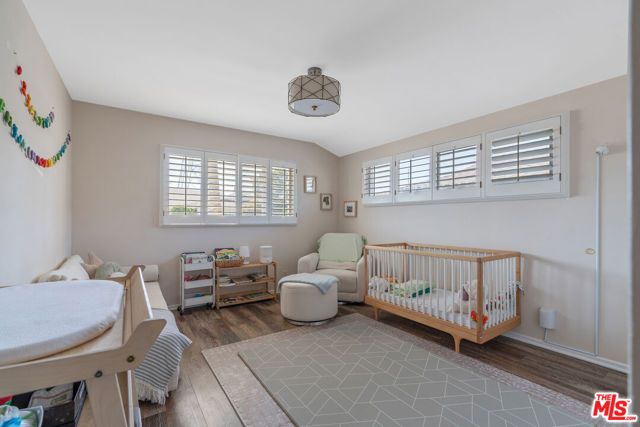 4246 S Cloverdale Avenue, Los Angeles, CA 90008