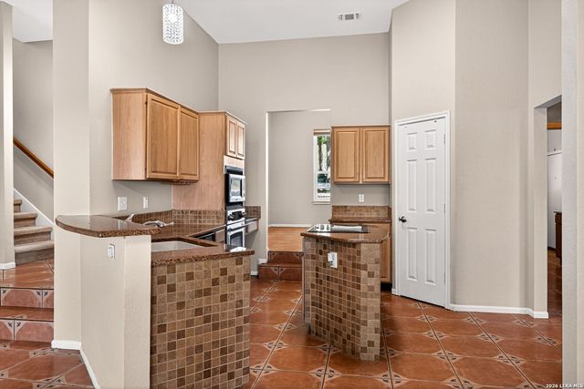25819 WHATA VW, San Antonio, TX 78260