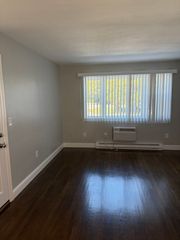 15 Washington 9, Plainville, MA 02762