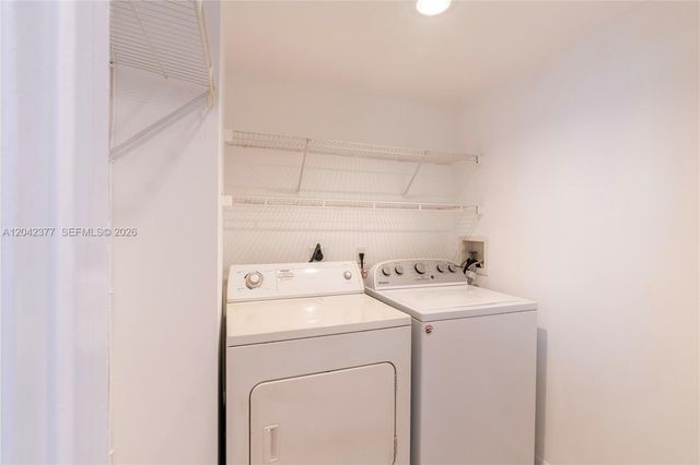 1330 W Ave 610 610, Miami Beach, FL 33139