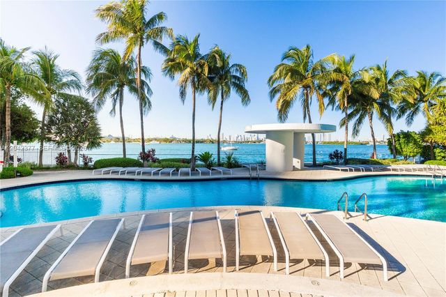 1330 W Ave 610 610, Miami Beach, FL 33139