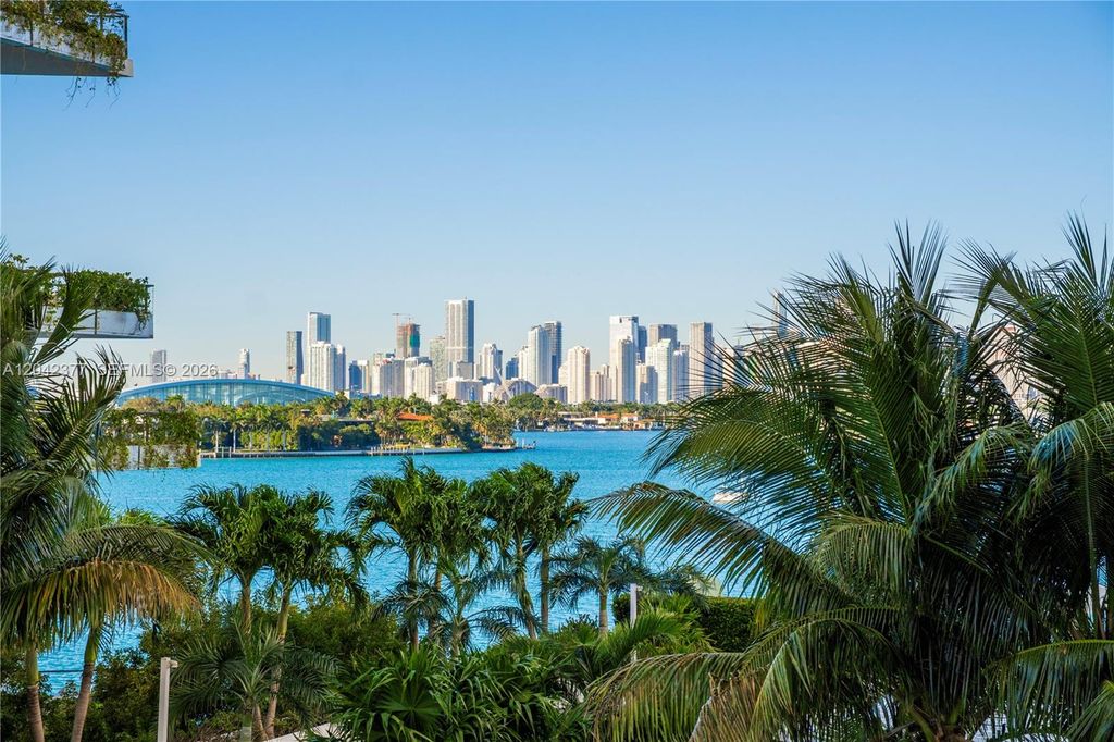 1330 W Ave 610 610, Miami Beach, FL 33139