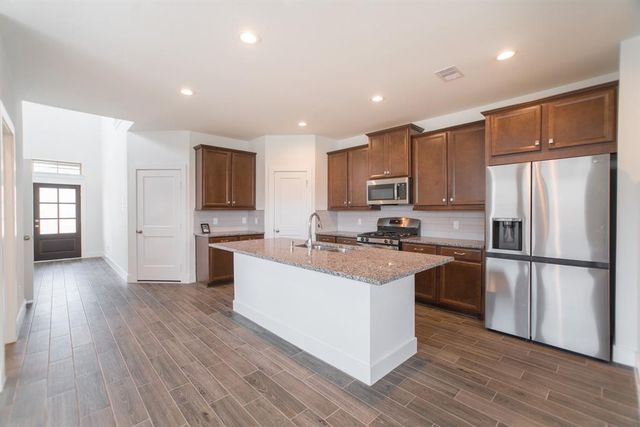 17723 Tree Of Heaven, Conroe, TX 77385