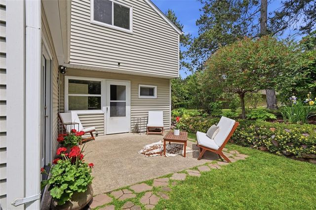 1707 South Street, Eau Claire, WI 54701