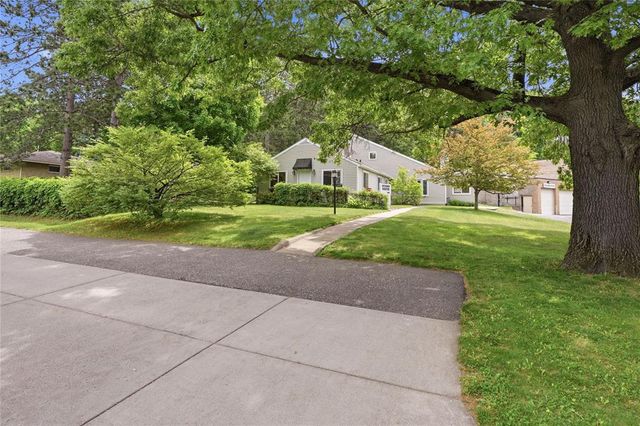 1707 South Street, Eau Claire, WI 54701