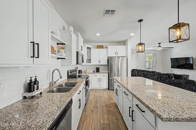 17664 W PARAISO Drive, Surprise, AZ 85387