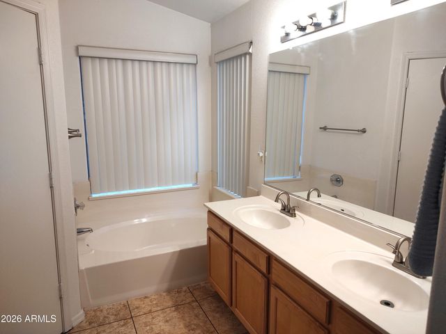 6510 W CHISUM Trail, Phoenix, AZ 85083