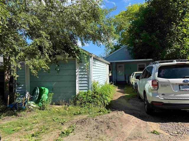 222 E Fairview Avenue, South Bend, IN 46614