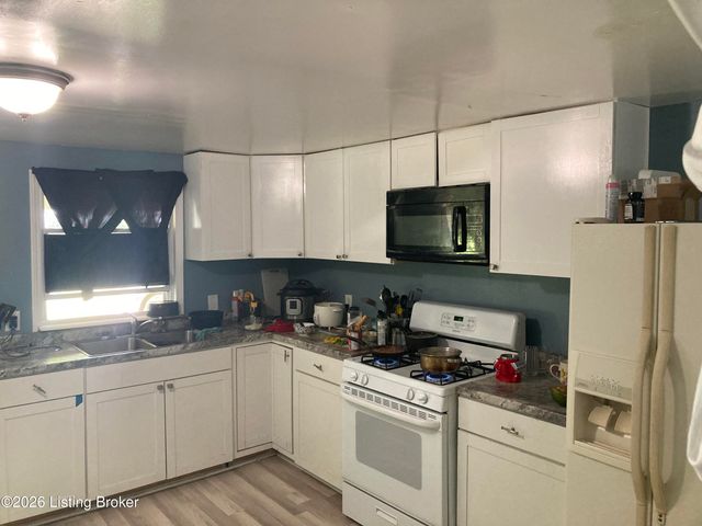 2323 Portland Ave, Louisville, KY 40212