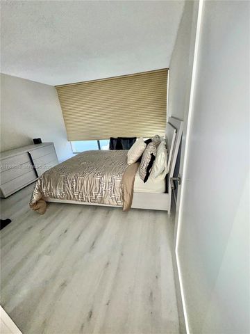 600 NE 36th St 720, Miami, FL 33137