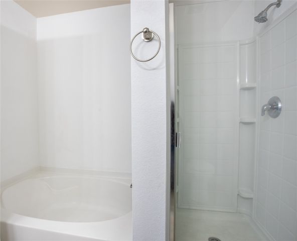 220 Chalk Mountain Drive, Fort Worth, TX 76140