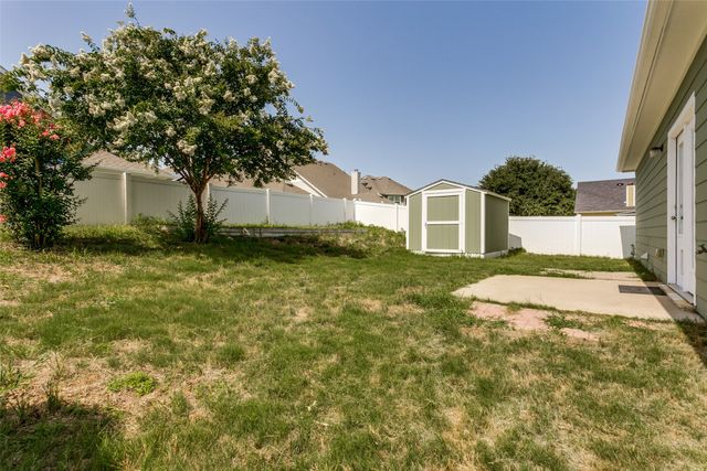 9128 Greene Drive, Providence Village, TX 76227