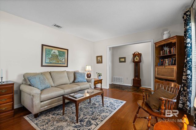 4253 S Woodcliff Drive, Mobile, AL 36693