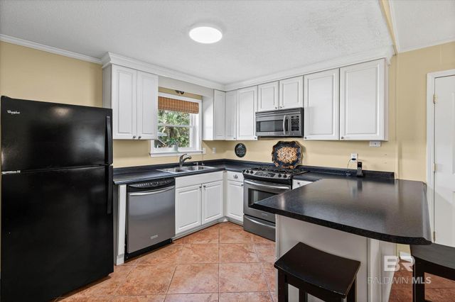 4253 S Woodcliff Drive, Mobile, AL 36693