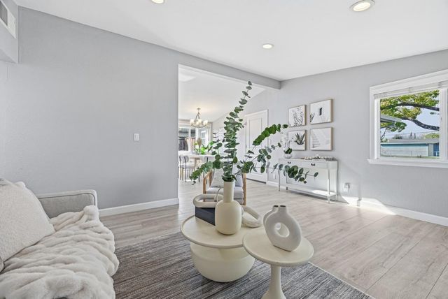 984 Fairwood, Sunnyvale, CA 94089