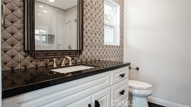 11165 Valley Spring, Studio City (los Angeles), CA 91602