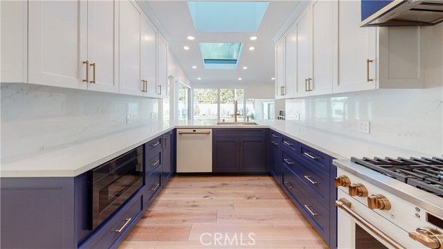 11165 Valley Spring, Studio City (los Angeles), CA 91602