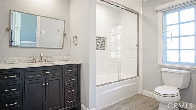 11165 Valley Spring, Studio City (los Angeles), CA 91602