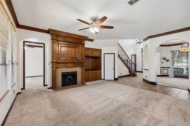 2655 Waterfront Drive, Grand Prairie, TX 75054