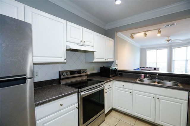 4102 Westchester Ridge, Atlanta, GA 30329