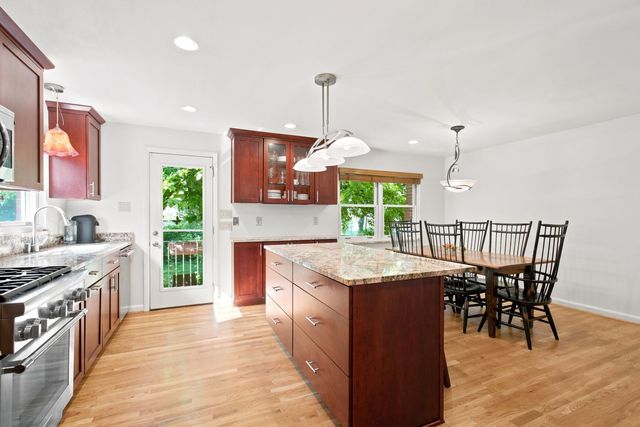 7140 Reynolds STREET, Point Breeze, PA 15208