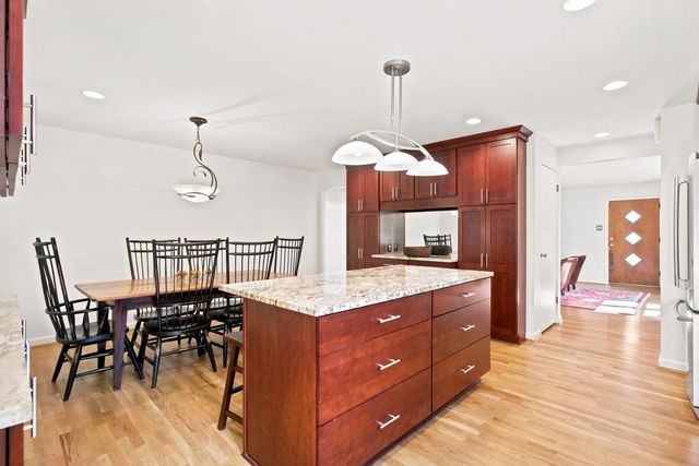 7140 Reynolds STREET, Point Breeze, PA 15208
