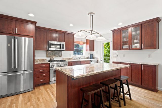 7140 Reynolds STREET, Point Breeze, PA 15208