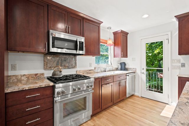 7140 Reynolds STREET, Point Breeze, PA 15208