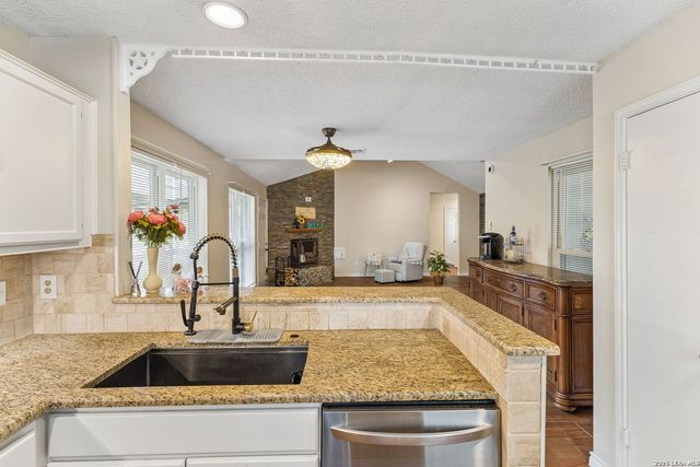 4223 Katrina, San Antonio, TX 78222