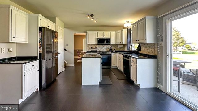 458 APPIAN WAY, Blandon, PA 19510