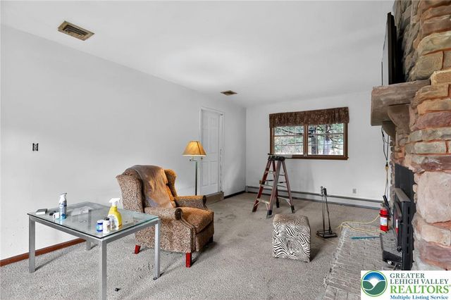 6594 Memorial Road, Heidelberg Twp, PA 18053