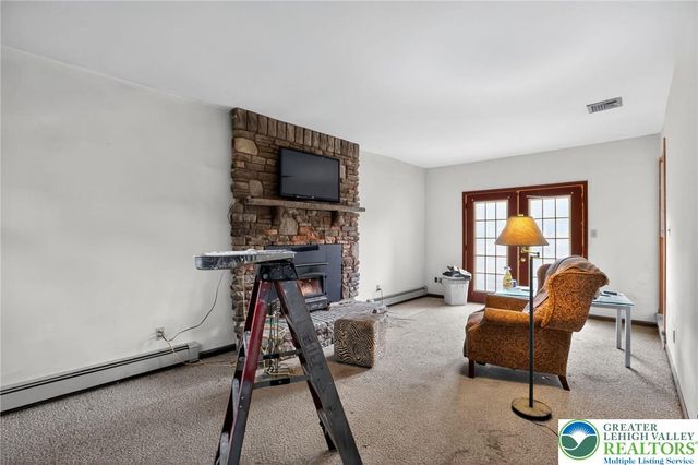 6594 Memorial Road, Heidelberg Twp, PA 18053