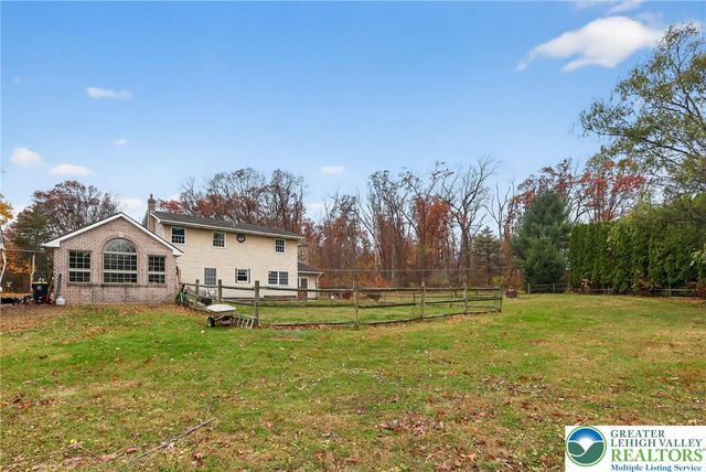 6594 Memorial Road, Heidelberg Twp, PA 18053