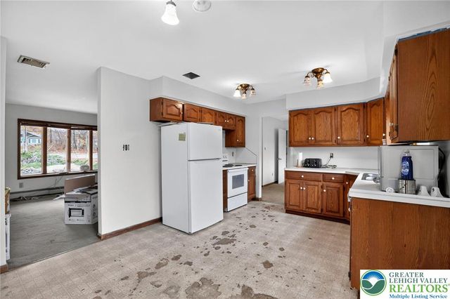 6594 Memorial Road, Heidelberg Twp, PA 18053