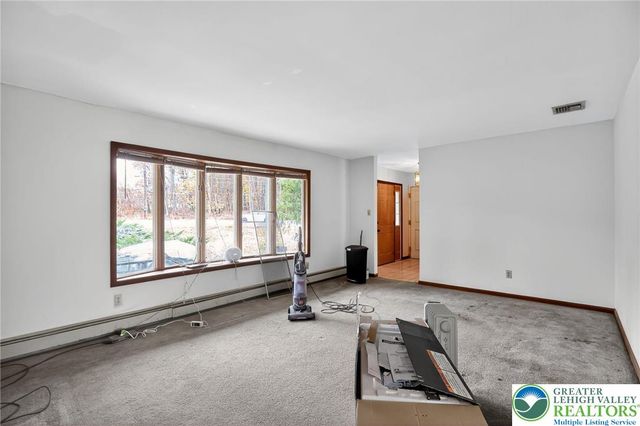 6594 Memorial Road, Heidelberg Twp, PA 18053