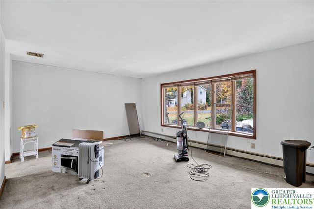 6594 Memorial Road, Heidelberg Twp, PA 18053