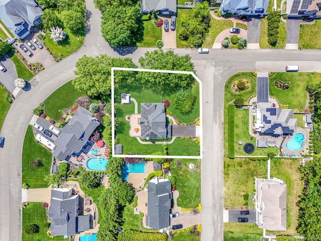 18 Cayla Lane, Port Jefferson Station, NY 11776