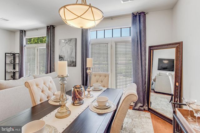 1567 RENATE DR, Woodbridge, VA 22192