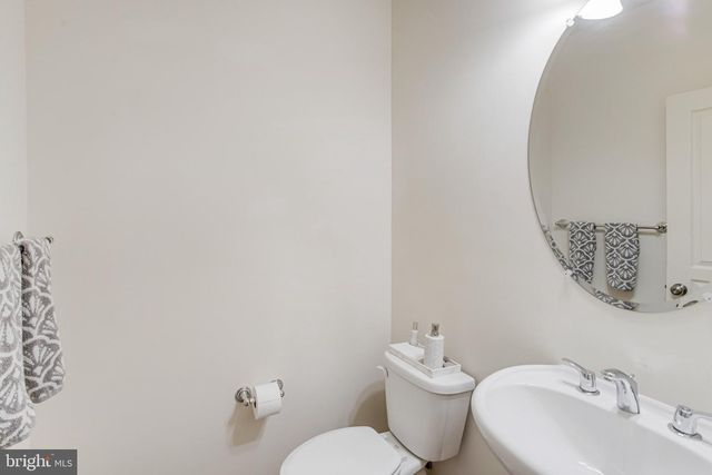 1567 RENATE DR, Woodbridge, VA 22192