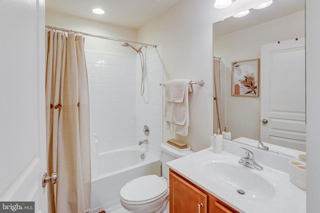 1567 RENATE DR, Woodbridge, VA 22192