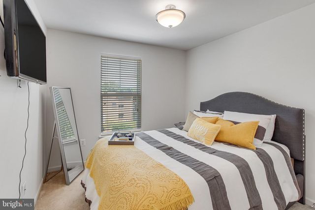 1567 RENATE DR, Woodbridge, VA 22192