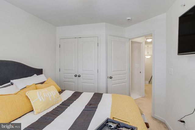 1567 RENATE DR, Woodbridge, VA 22192