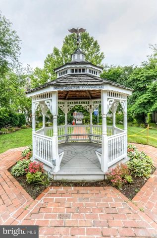 1567 RENATE DR, Woodbridge, VA 22192