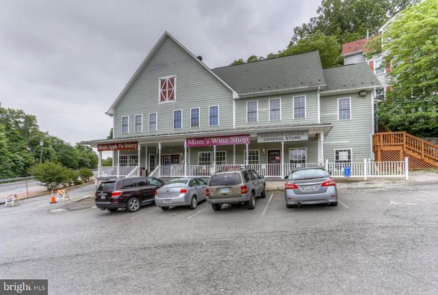 1567 RENATE DR, Woodbridge, VA 22192